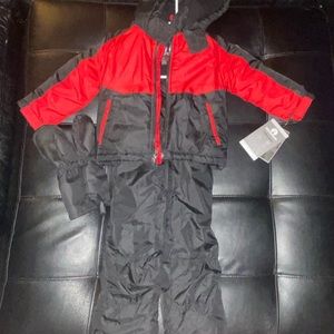 Unisex 24 month snowsuit with gloves